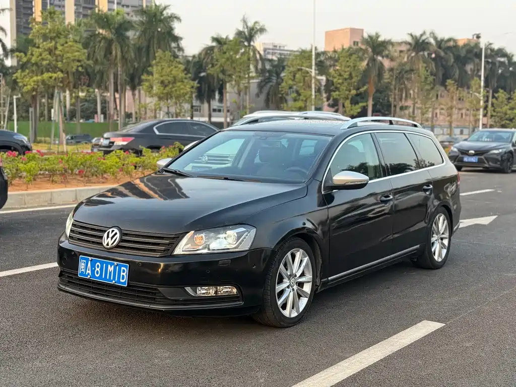 Volkswagen Magotan 2012