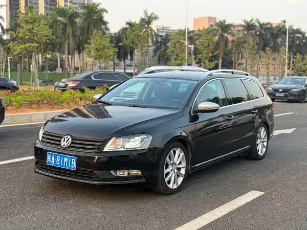 Volkswagen Magotan 2012