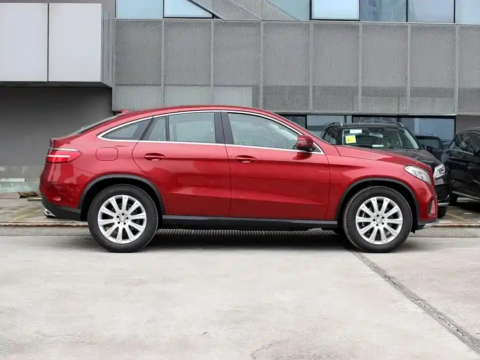 Mercedes-Benz GLE Coupe 2017 — фото 3