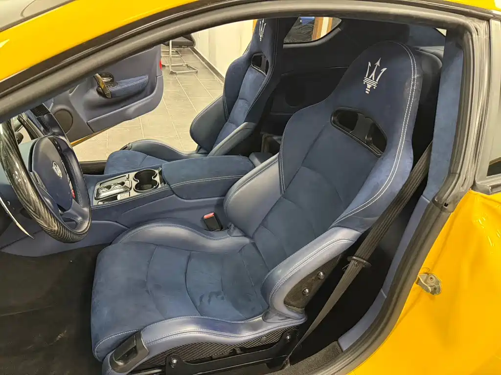 Maserati GranTurismo 2014 — фото 10