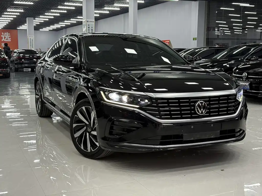 Volkswagen Passat 2022 — фото 3
