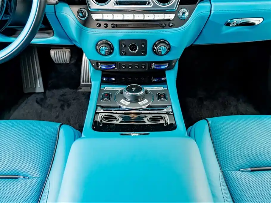 Rolls-Royce Wraith 2019 — фото 12