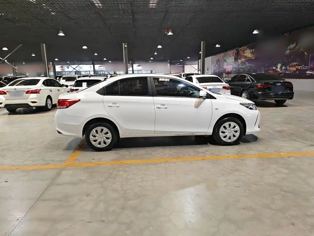 Toyota Vios 2018 — фото 10
