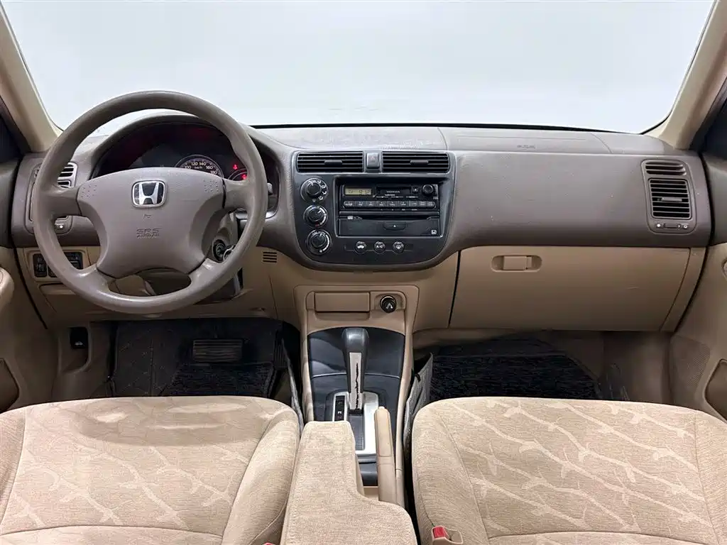 Honda Civic 2005 — фото 11