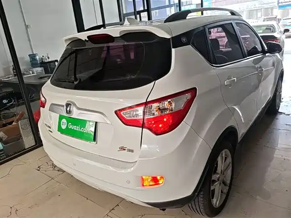 Changan CS35 2016
