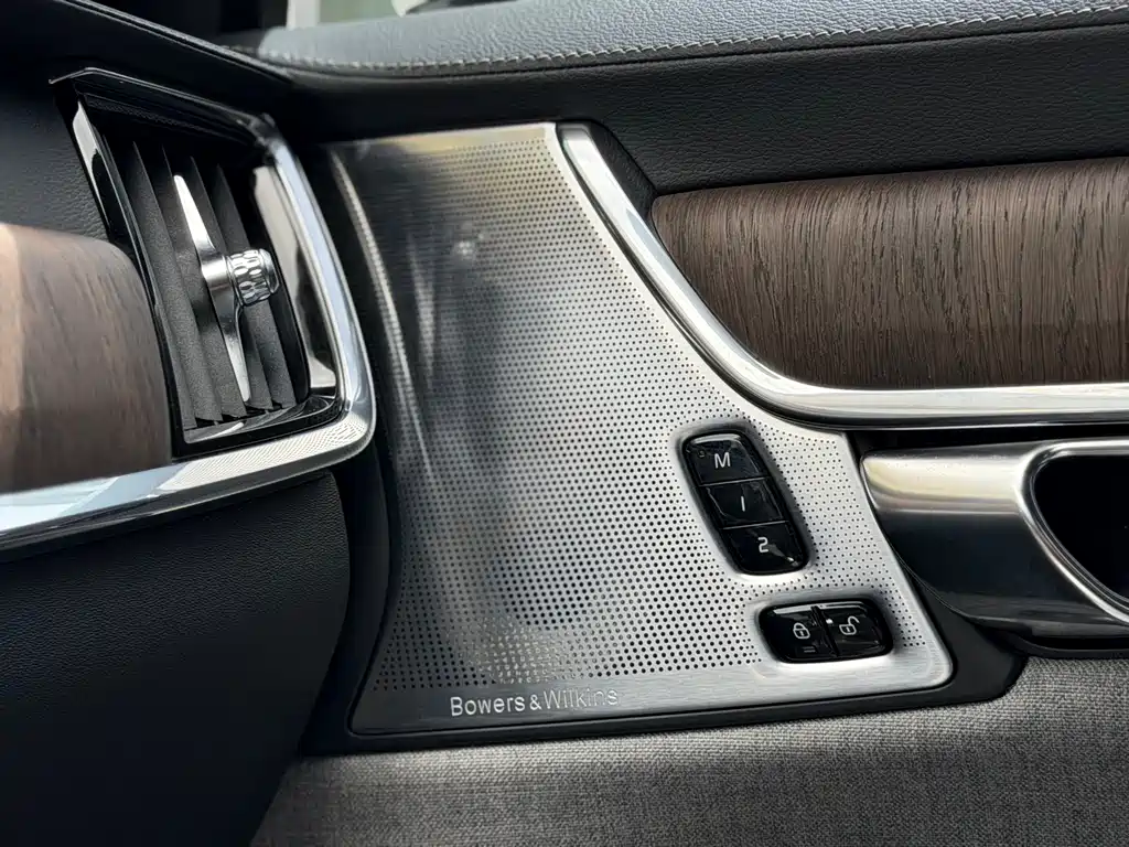 Volvo S90 2021 — фото 12