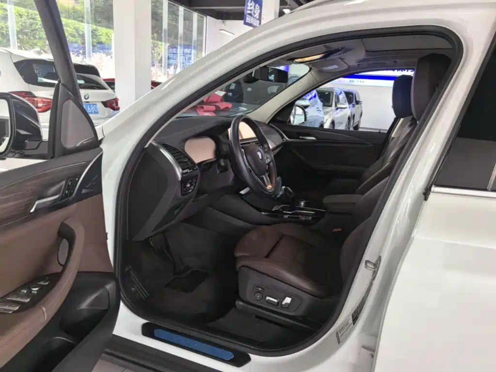 BMW X3 2021 — фото 12