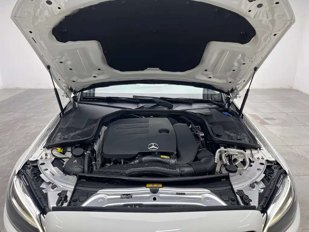Mercedes-Benz C-Class 2020 — фото 9