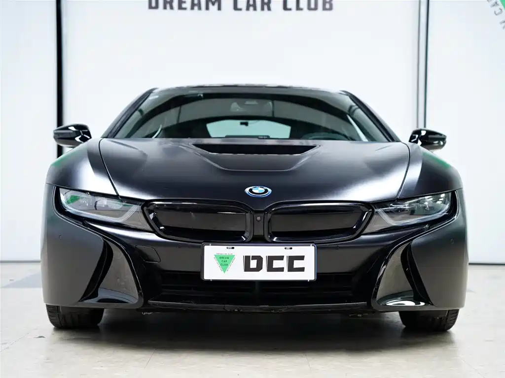 BMW i8 2017 — фото 17