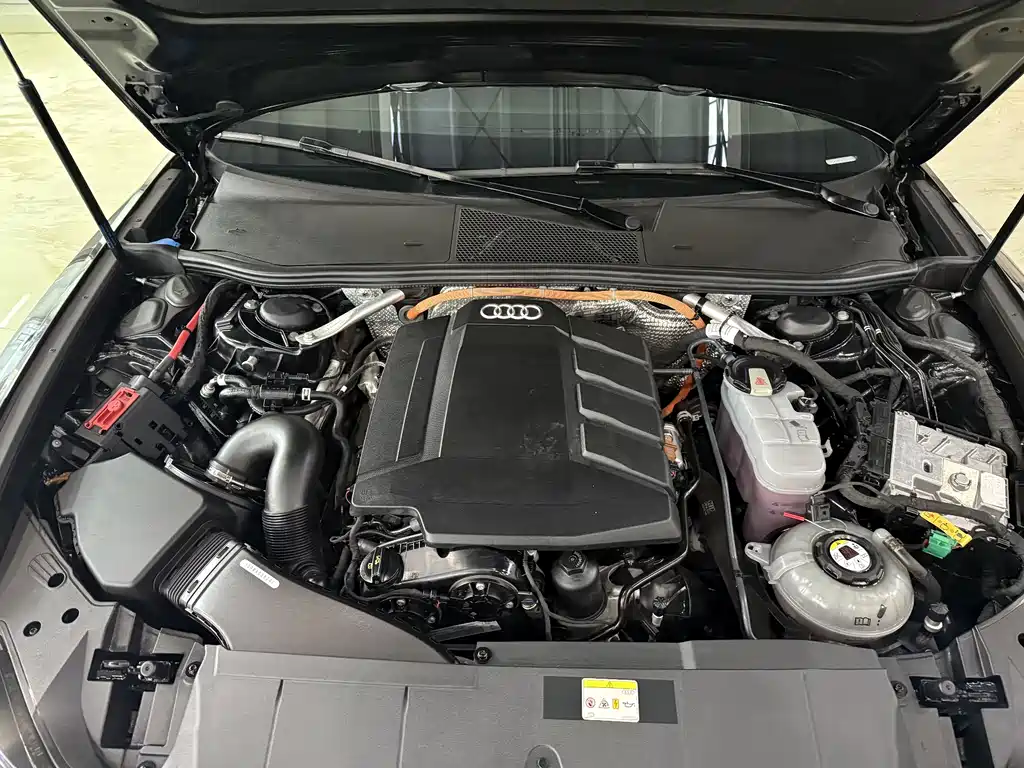 Audi A6L New Energy 2021 — фото 2