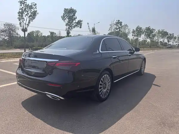 Mercedes-Benz E-Class 2023