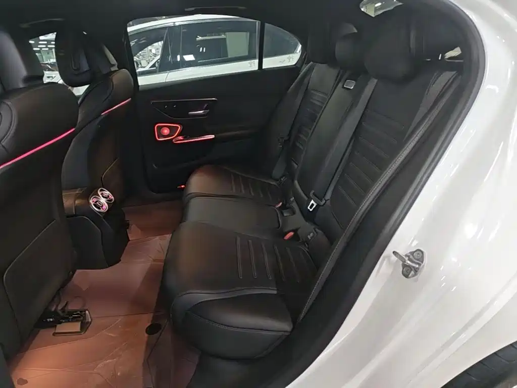 Mercedes-Benz C-Class 2022 — фото 17