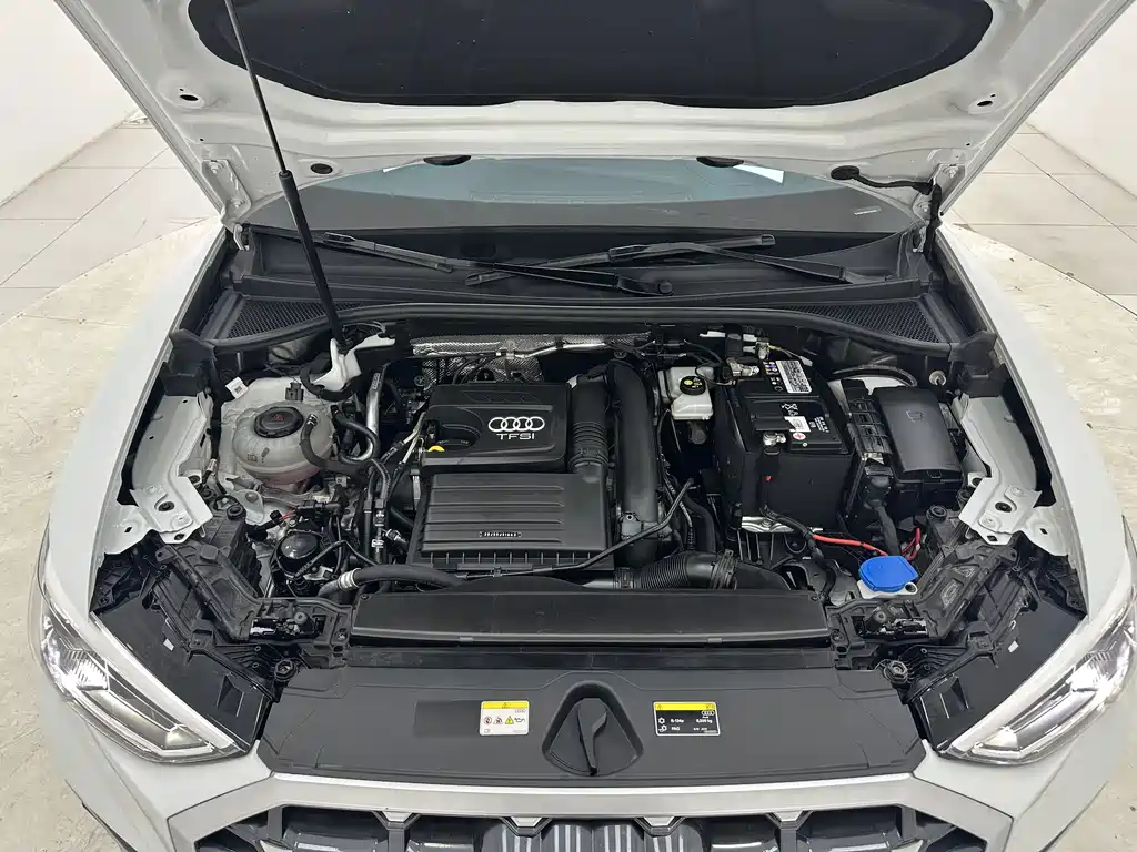 Audi Q3 2023 — фото 18