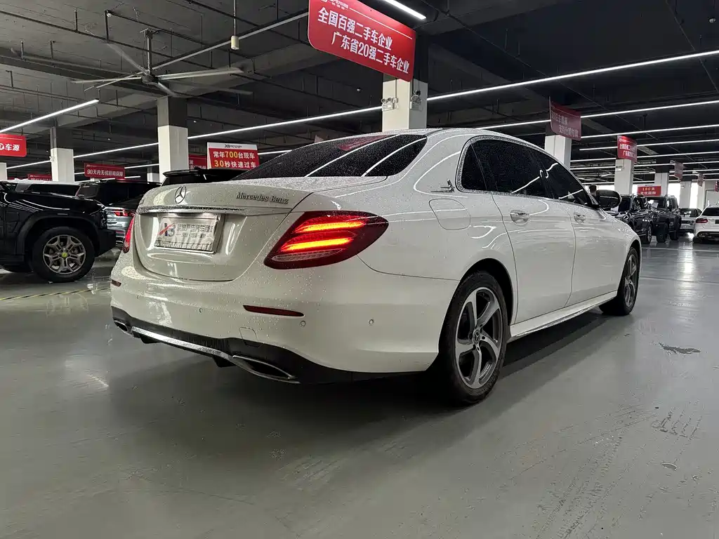 Mercedes-Benz E-Class 2019 — фото 6