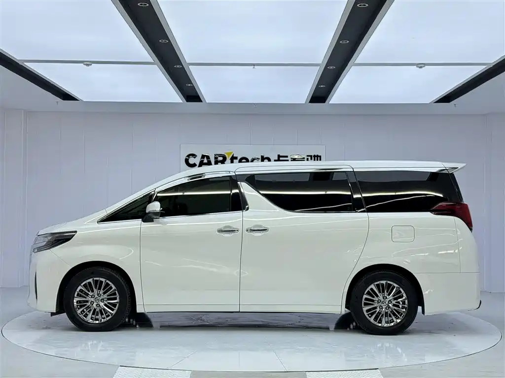 Toyota Alphard 2019 — фото 8