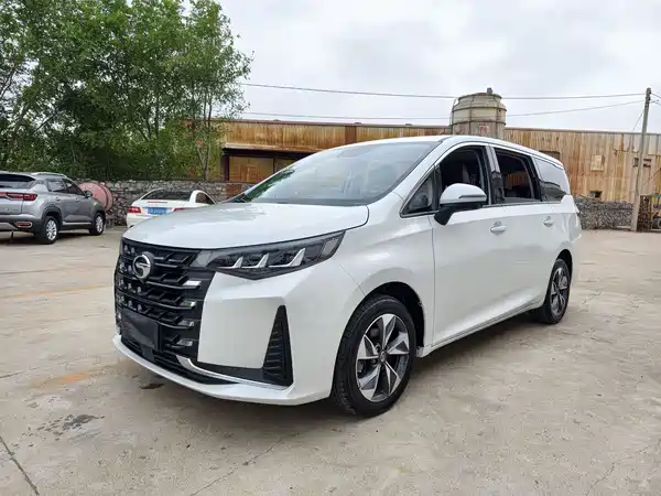 GAC Trumpchi M6 2023