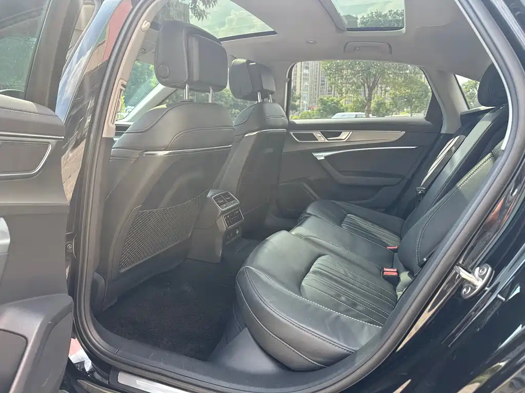 Audi A6L 2023