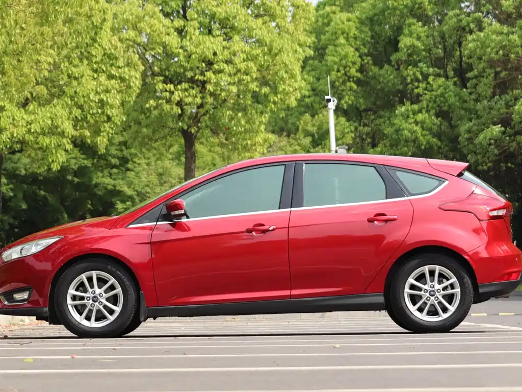 Ford Focus 2016 — фото 6