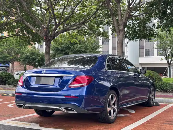 Mercedes-Benz E-Class 2018