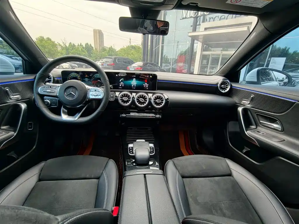 Mercedes-Benz A-Class 2020 — фото 16