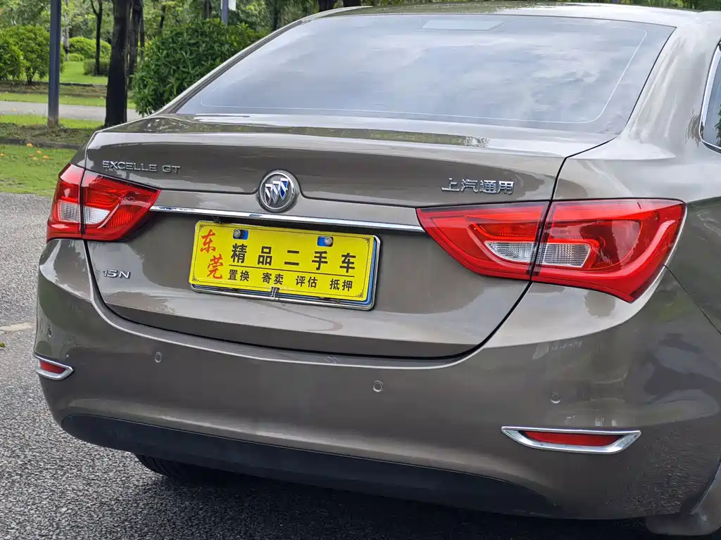 Buick Excelle 2017 — фото 10