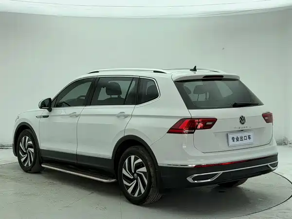 Volkswagen Tiguan L 2023