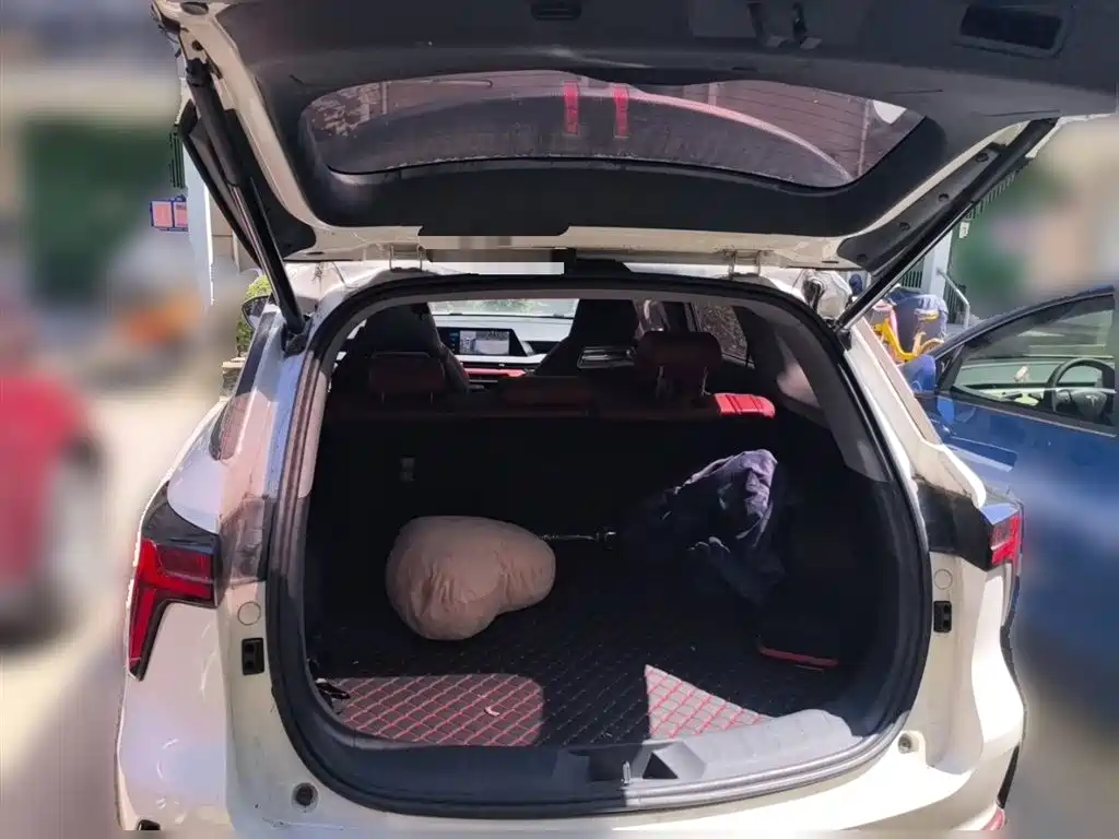 Changan CS75 PLUS 2023 — фото 10
