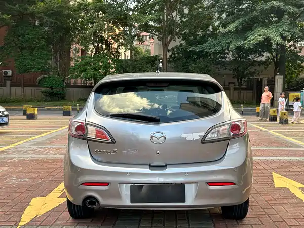 Mazda 3 Xingcheng 2012