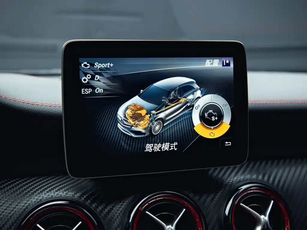 Mercedes-Benz A-Class AMG 2016 — фото 11