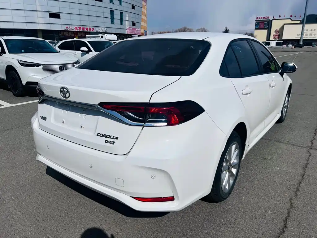 Toyota Corolla 2022 — фото 14