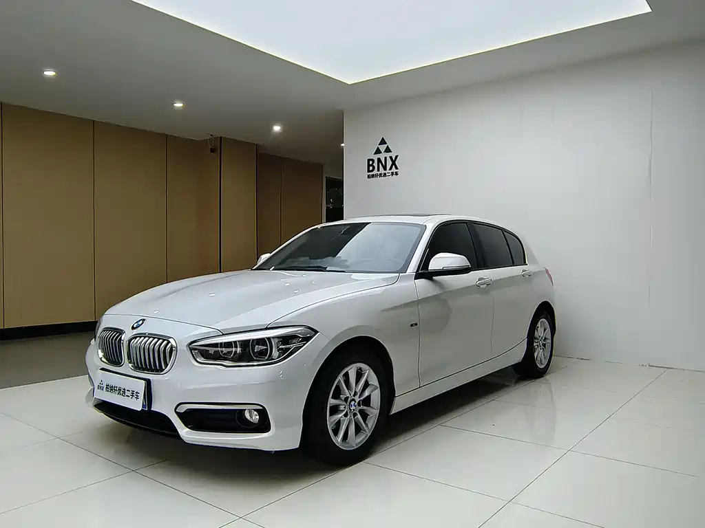 BMW 1 Series 2016 — фото 1