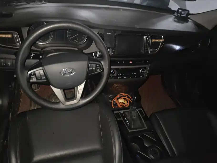 Hyundai Mistra 2016 — фото 12