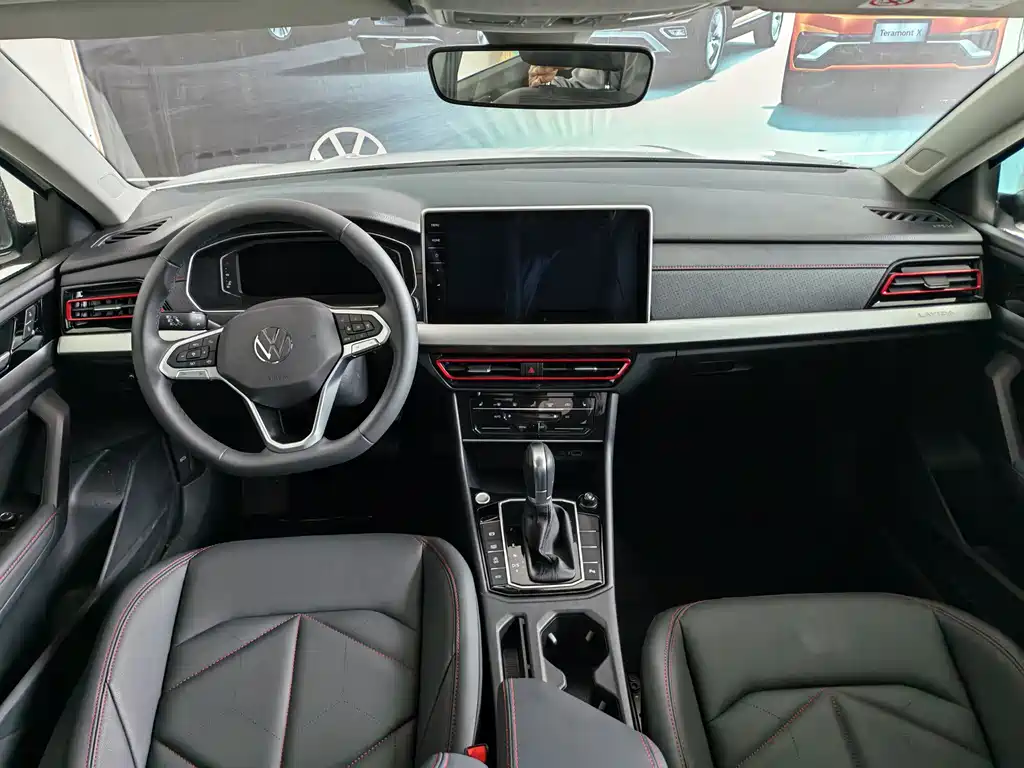 Volkswagen Lavida 2024
