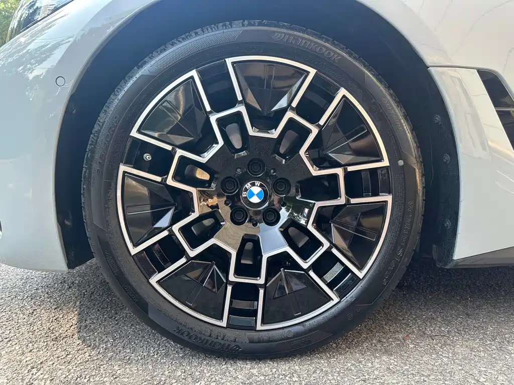 BMW 4 Series 2025 — фото 21