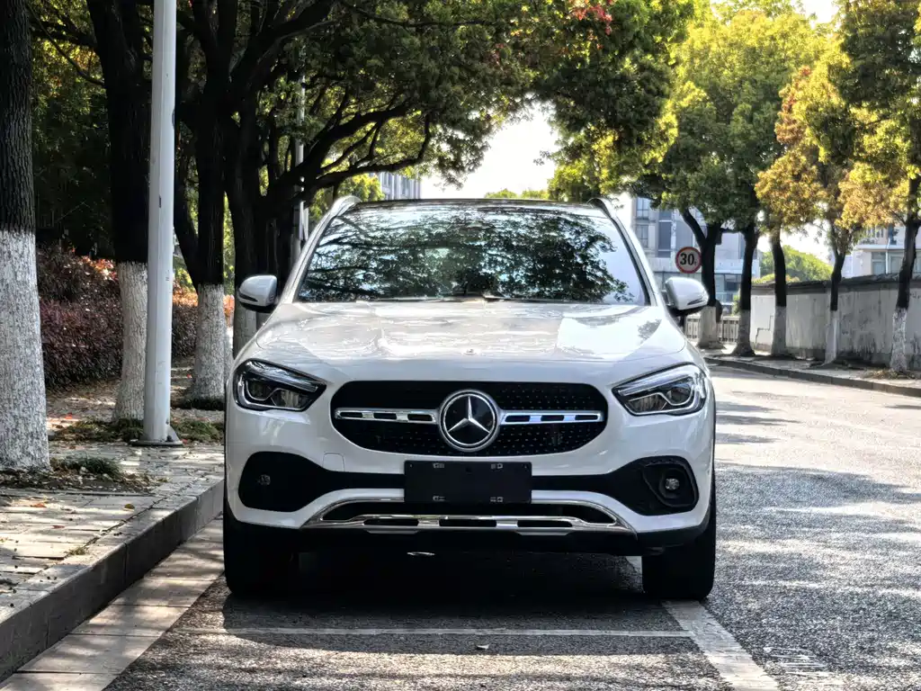 Mercedes-Benz GLA 2023 — фото 2