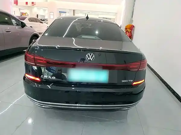 Volkswagen Passat 2024