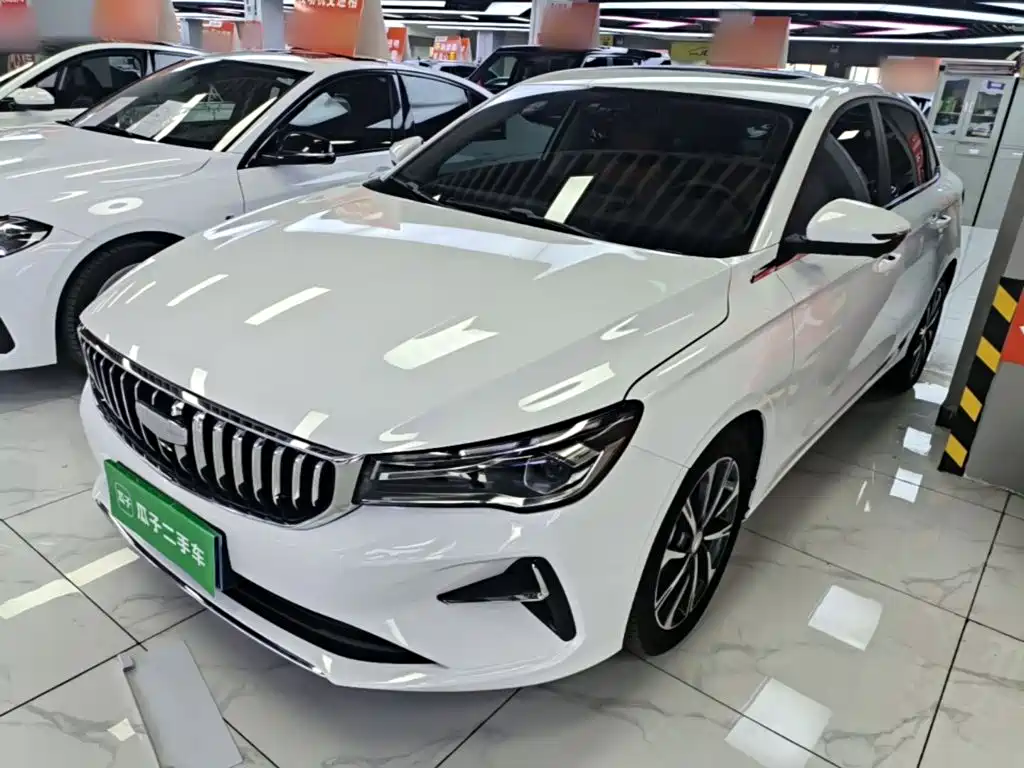 Geely Emgrand 2024
