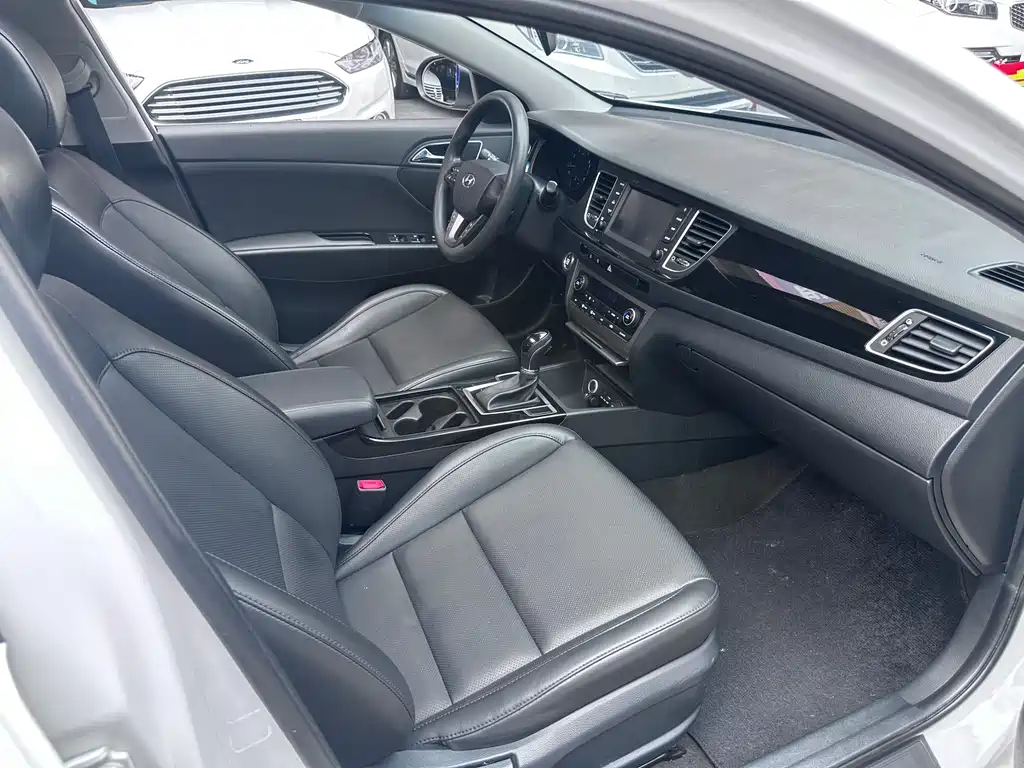 Hyundai Mistra 2017 — фото 5