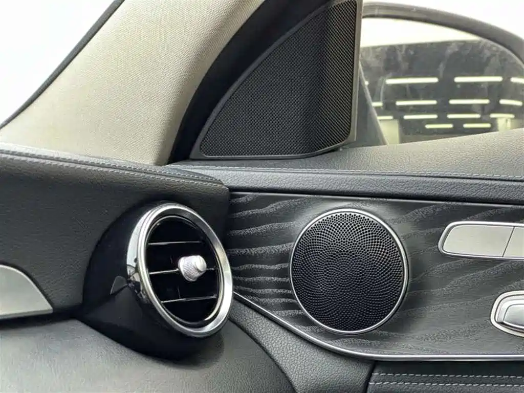 Mercedes-Benz C-Class 2017 — фото 13