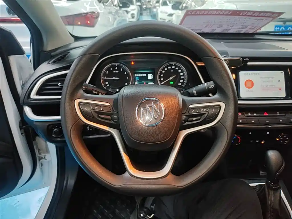 Buick Excelle 2021 — фото 11