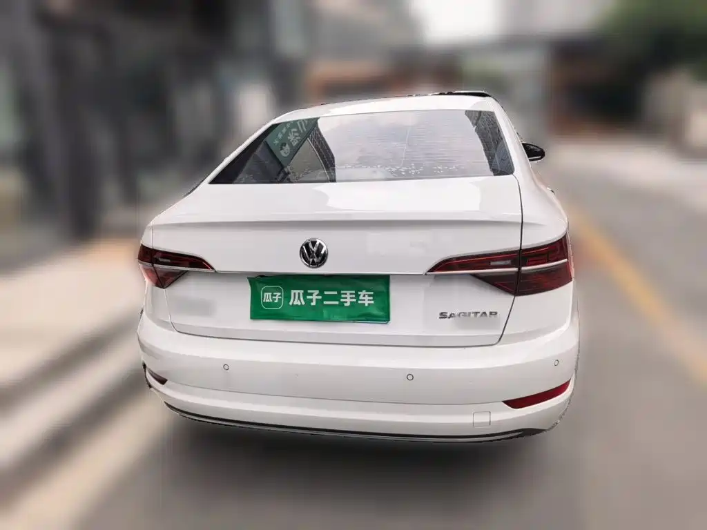Volkswagen Sagitar 2020