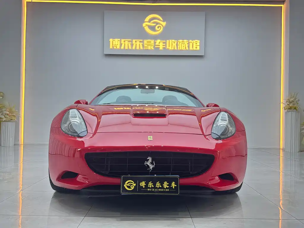 Ferrari California T 2013 — фото 2