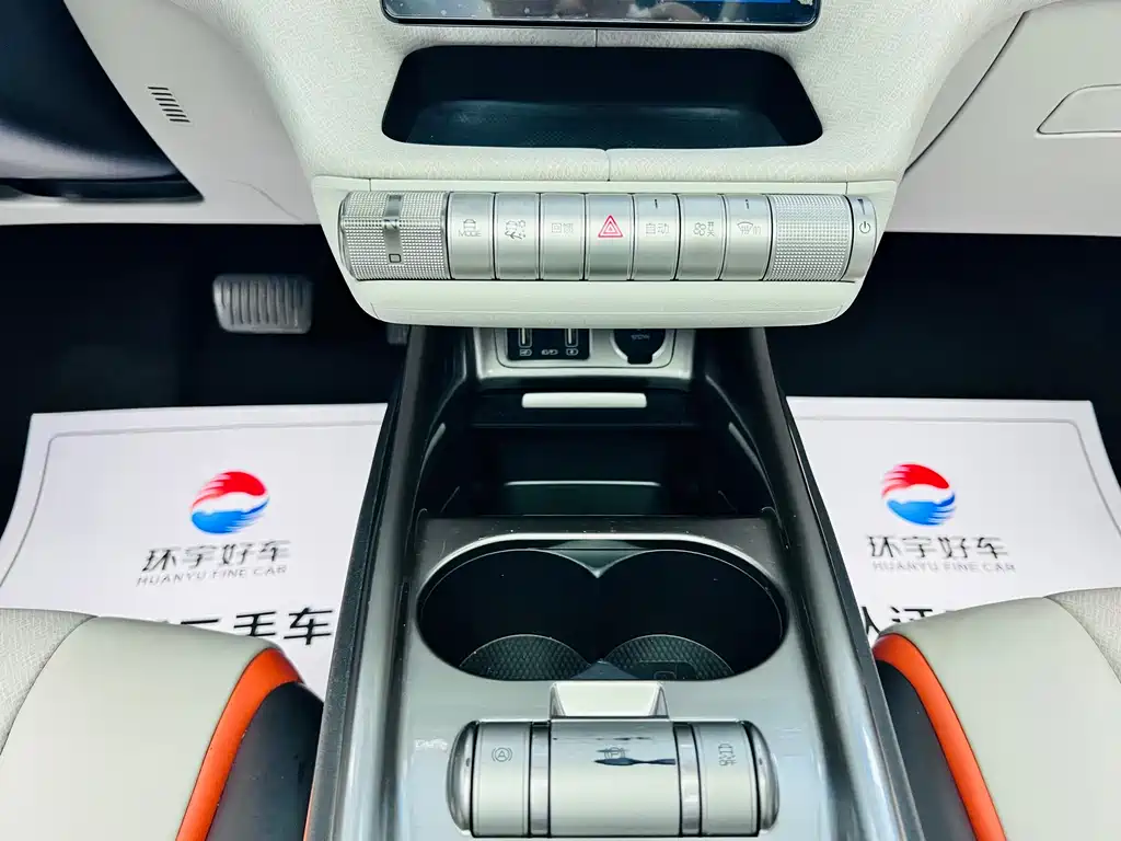 BYD Dolphin 2023 — фото 17