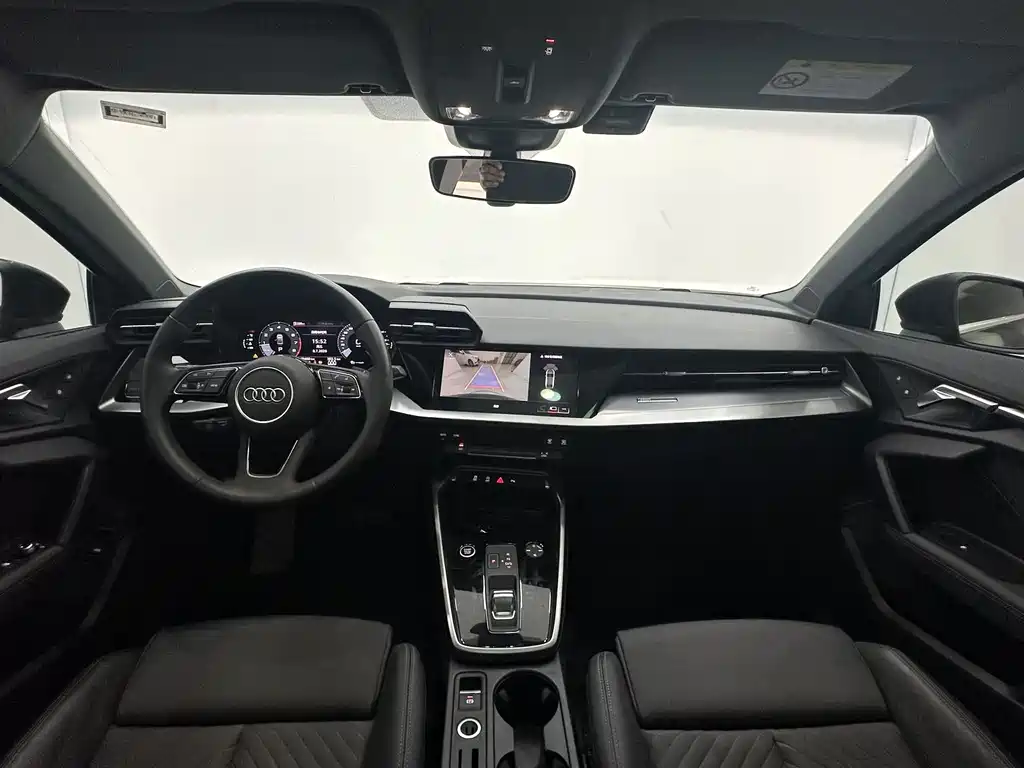 Audi A3 2022 — фото 10