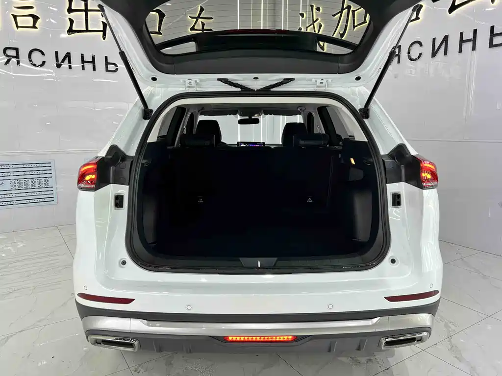 Haval H6 2023 — фото 17