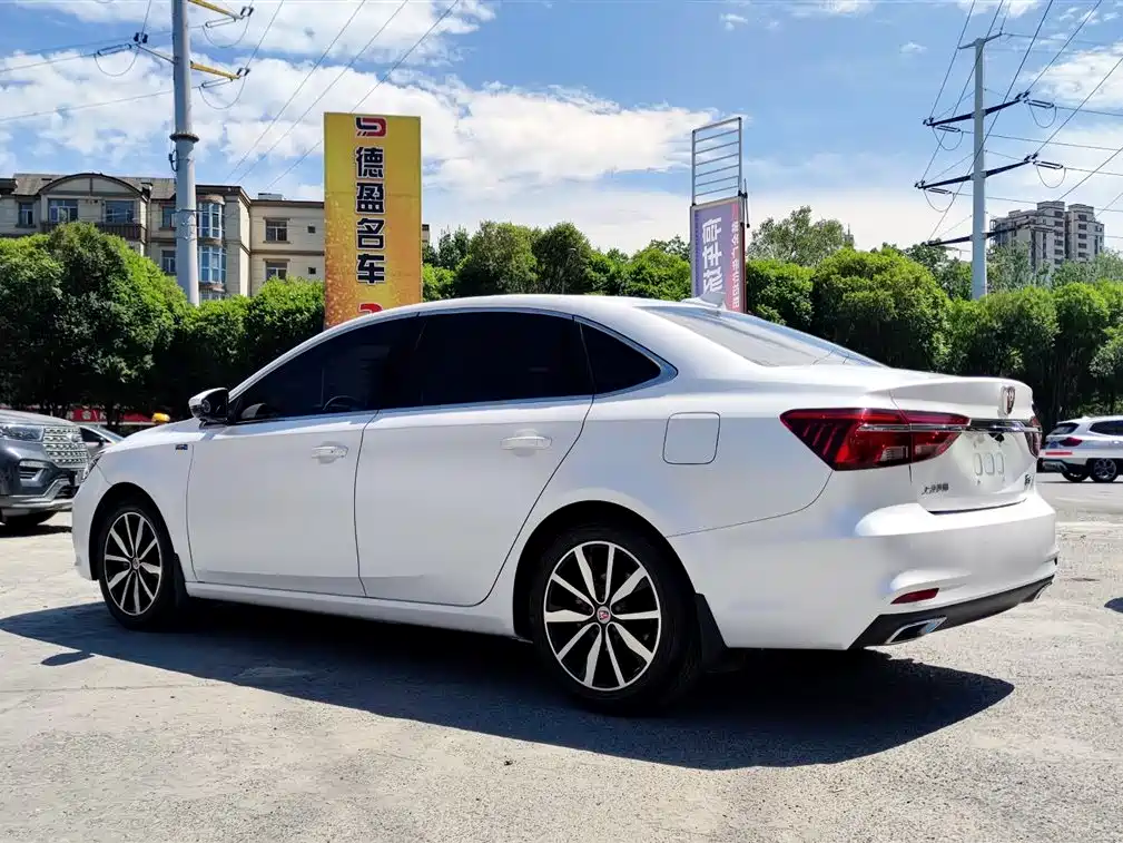 Roewe i6 Classic 2017 — фото 6