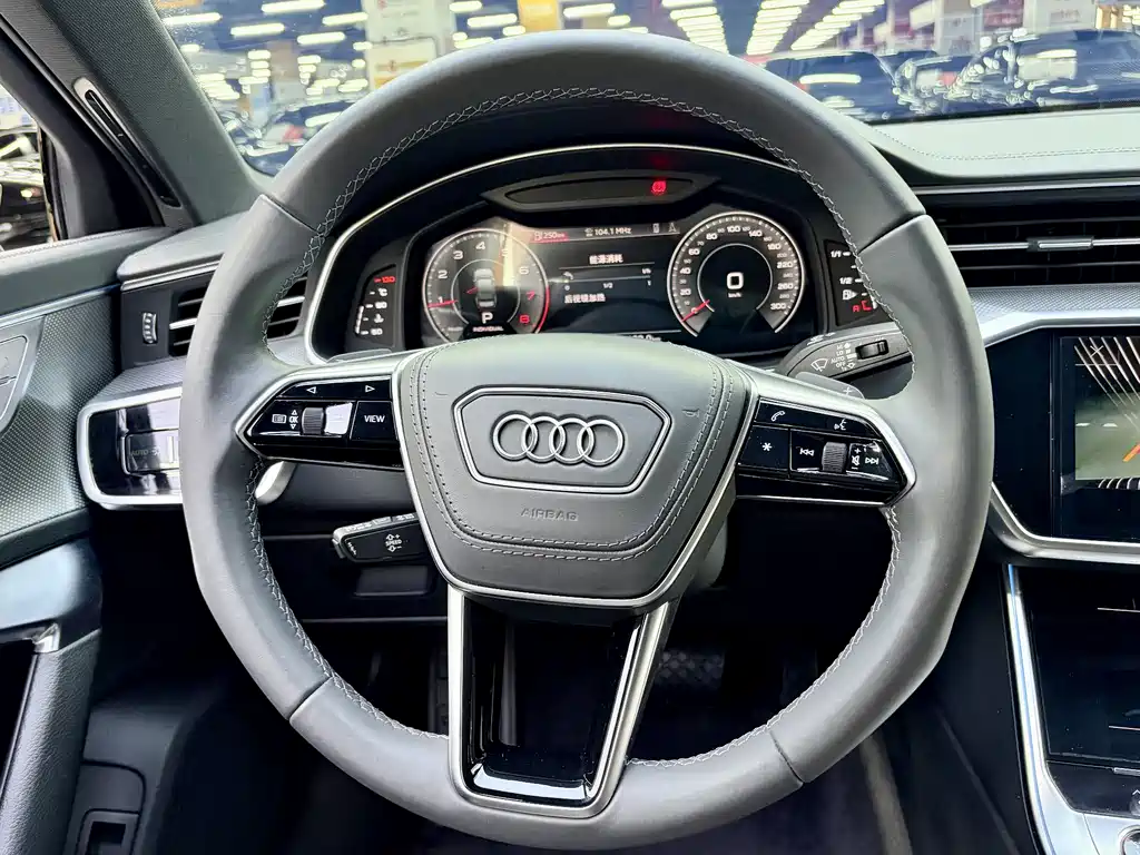 Audi A6L 2023 — фото 10