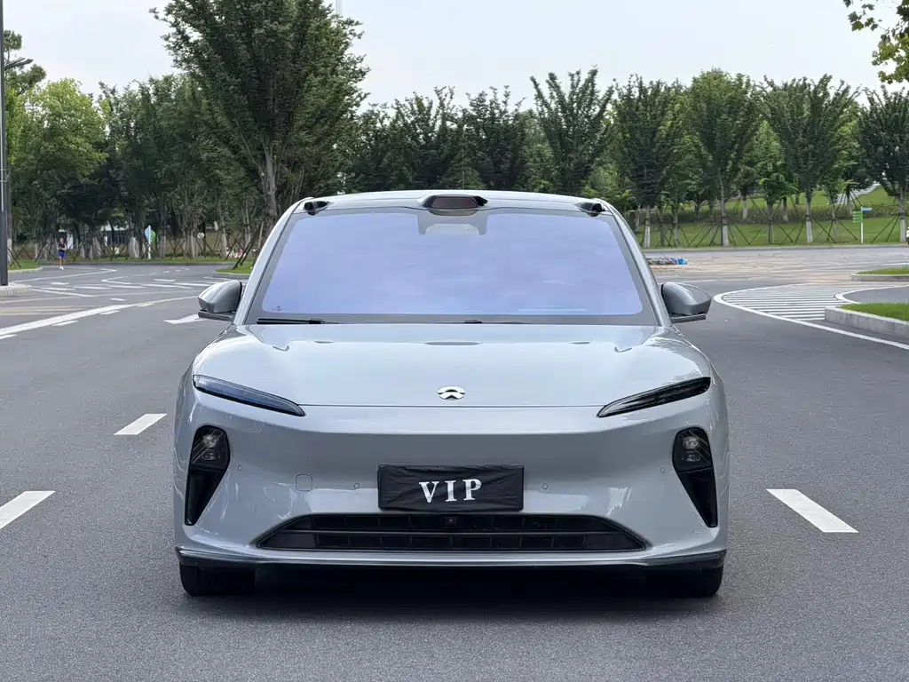 NIO ET5 2024