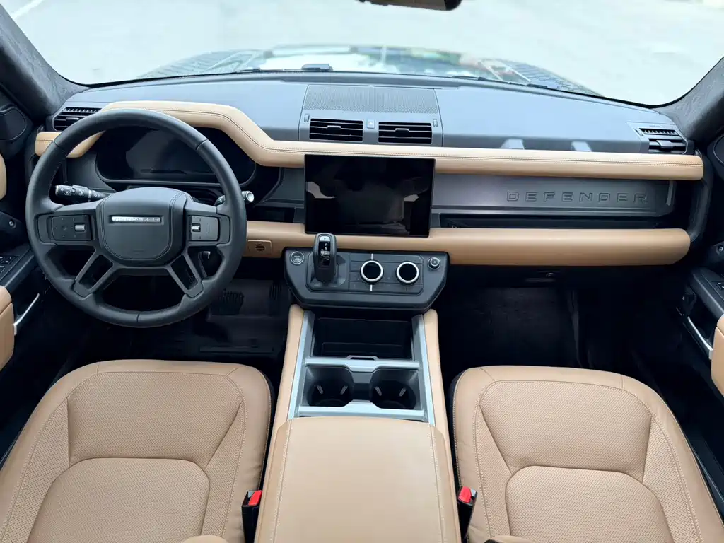Land Rover Defender 2026 — фото 10