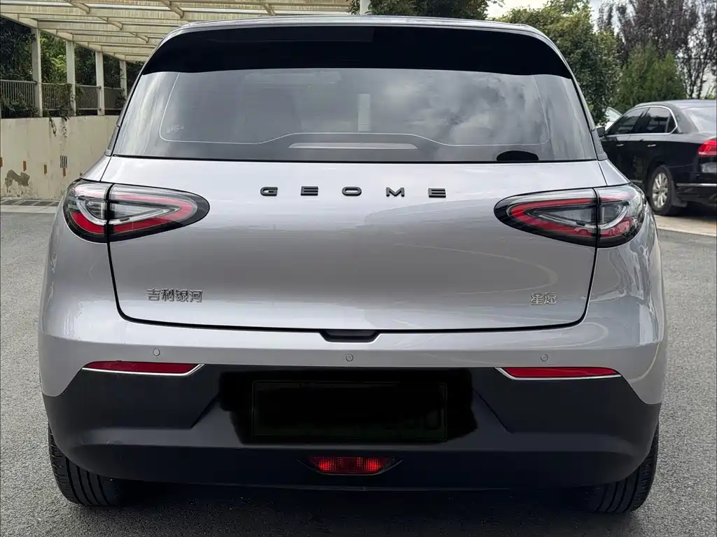Geely Galaxy Starwish 2025 — фото 22
